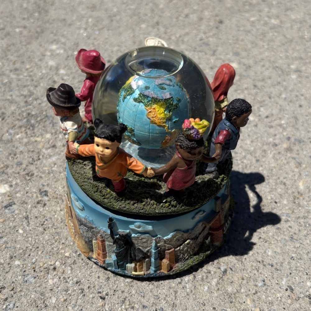 Musical Snow Globe Children of the World Global Unity Earth Landmarks Decor